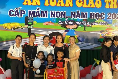 Trường Mầm non Hướng Dương tham gia hội thi “An toàn giao thông” cấp huyện năm học 2023 – 2024